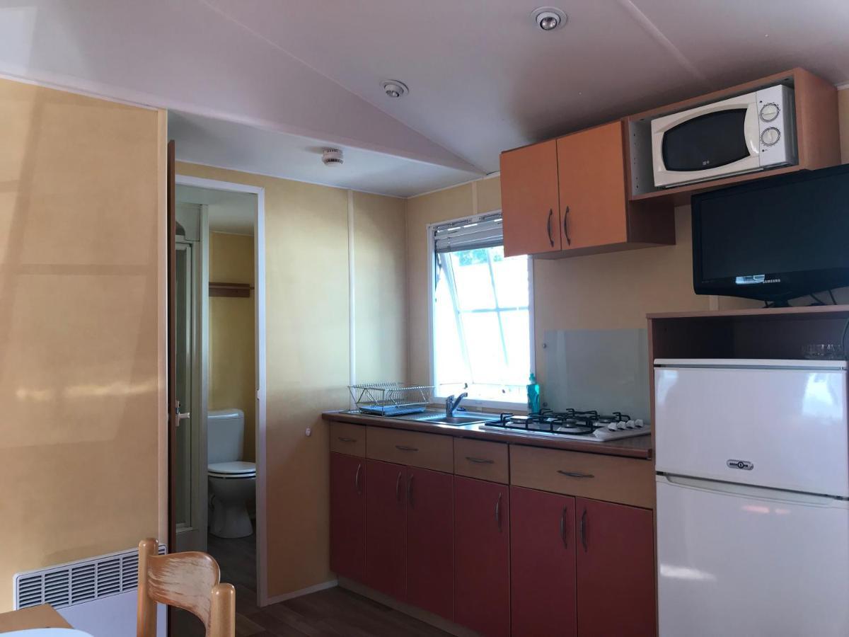 Mobil Home A Meschers Au Camping L'Escale Proche De Royan Bagian luar foto