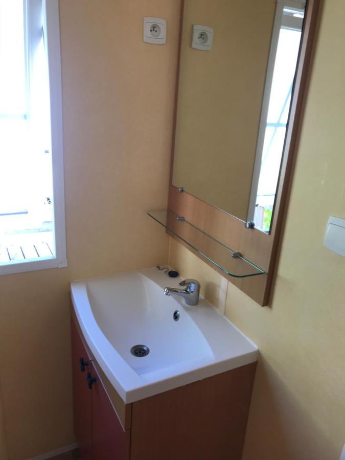 Mobil Home A Meschers Au Camping L'Escale Proche De Royan Bagian luar foto