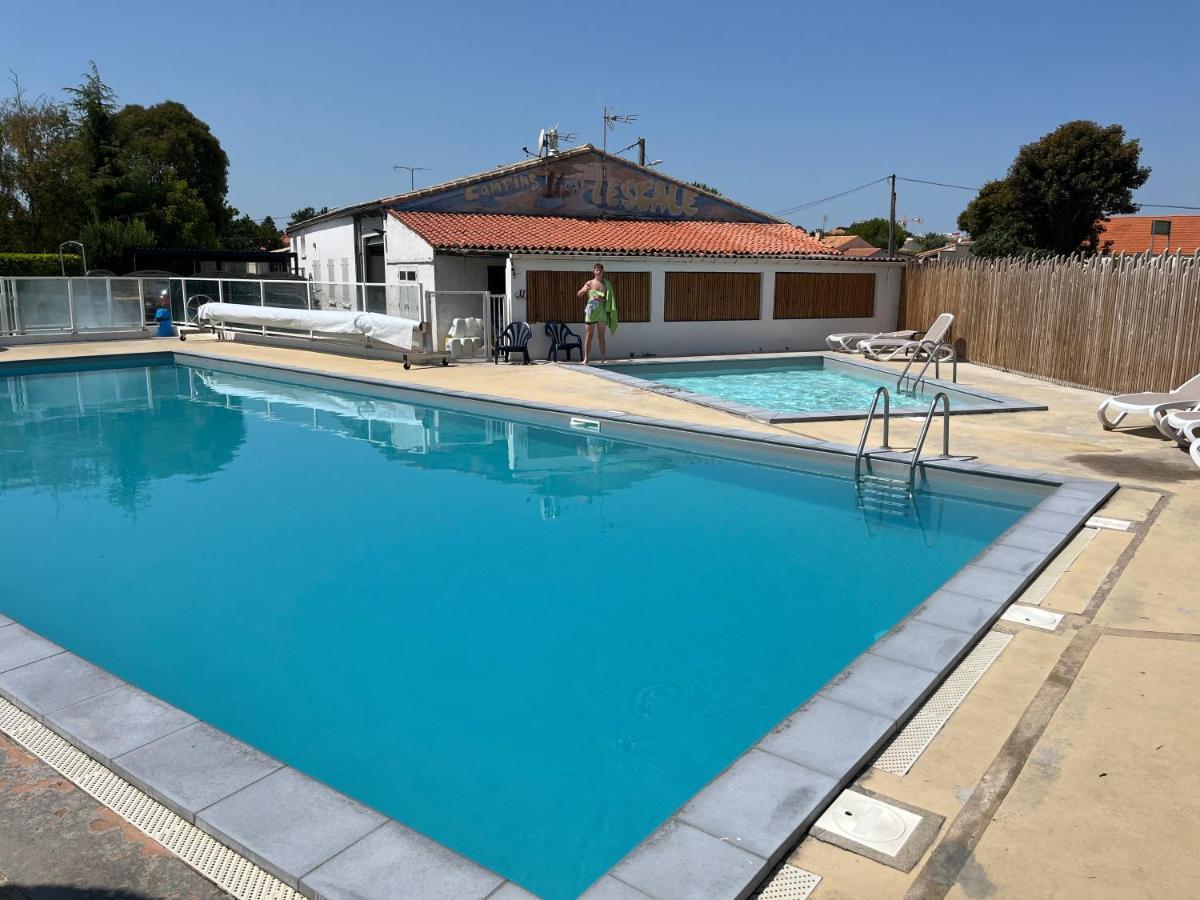Mobil Home A Meschers Au Camping L'Escale Proche De Royan Bagian luar foto